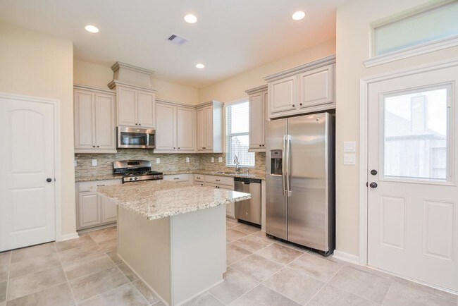 Building Photo - 12239 Stellano Ln
