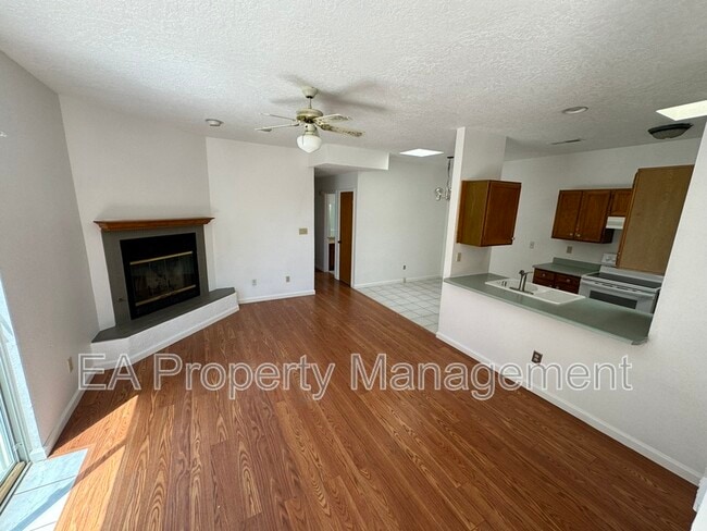Building Photo - 6541 Keeling St NW