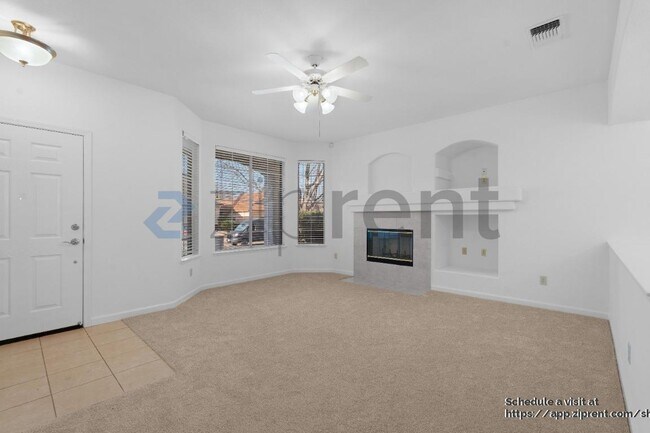 Building Photo - 1918 Ajay Dr