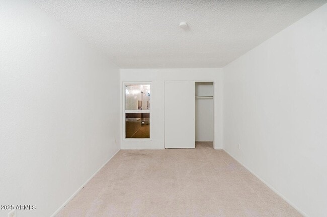 Building Photo - 2690 N 43rd Ave