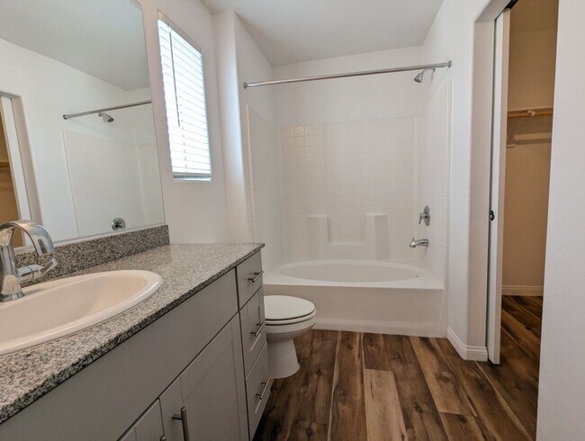 Building Photo - 12103 Mojave Gold Rd