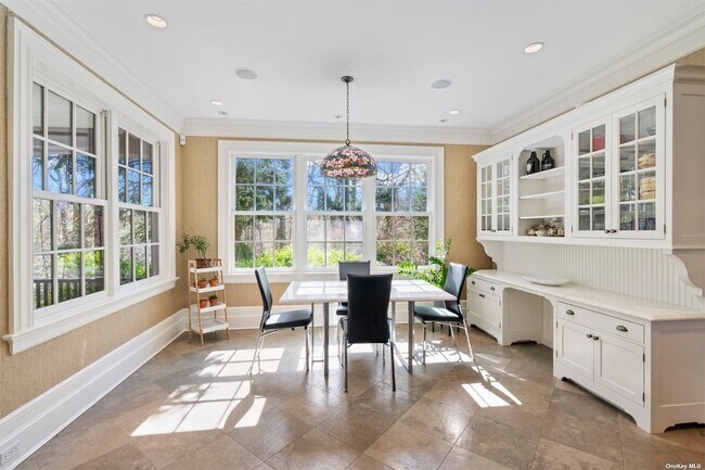 Building Photo - 31 Elm Sea Ln