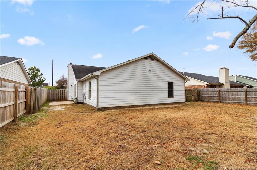 Building Photo - 5748 Pepperbush Dr