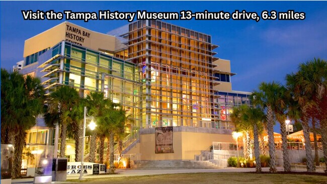 Building Photo - 109 W Hollywood St