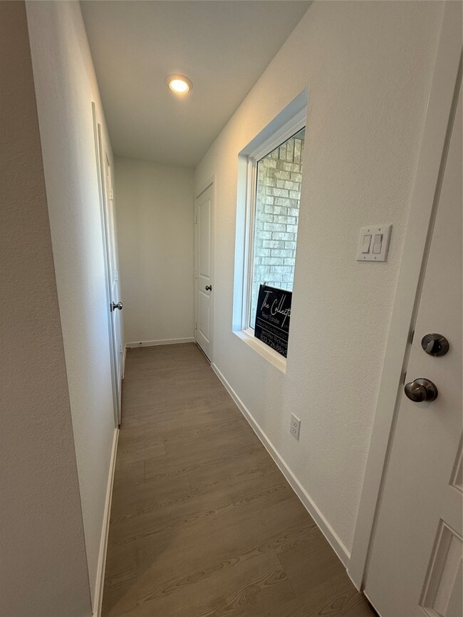 Building Photo - 14896 N Ascot Bnd Cir