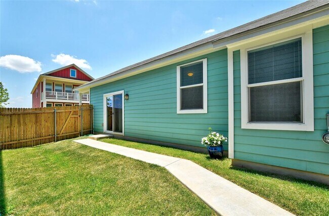 Building Photo - 524 Ferrule Dr