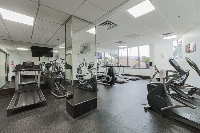 Building Photo - 3525 Sage Rd