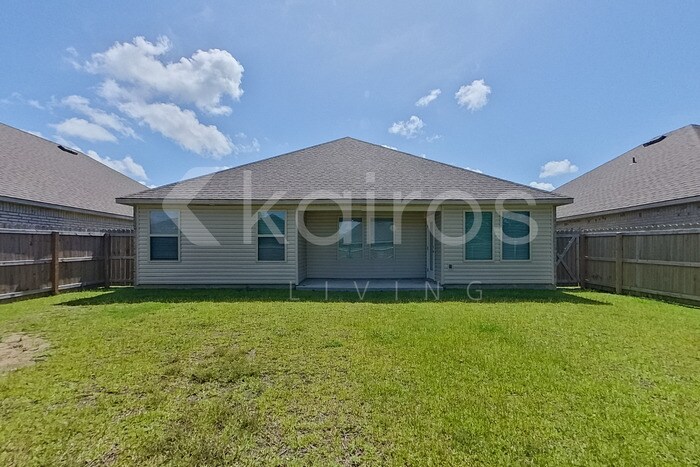 Building Photo - 200 Yardley Ct