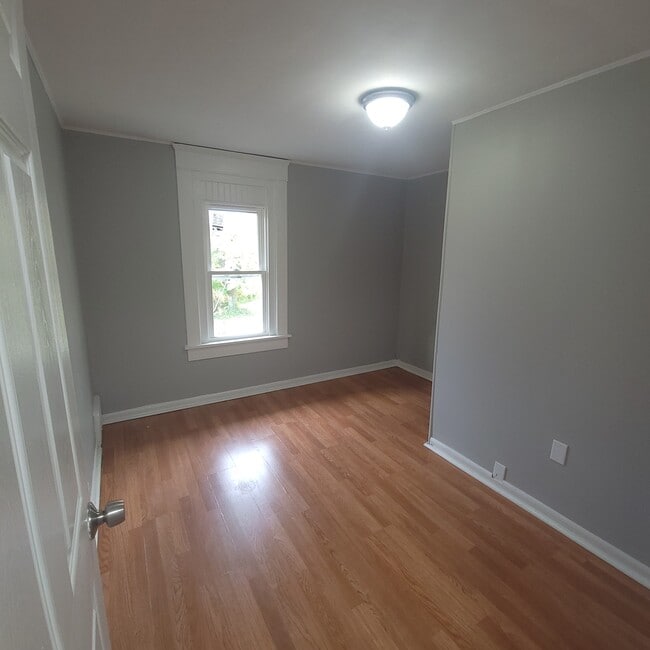 Building Photo - 1352 Sprague St