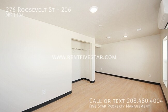 Building Photo - 276 Roosevelt St