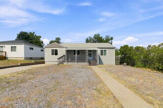 Building Photo - $2,590.95 with $300 Off The First Month's Rent, 4 Beds - 2 Bath, Single Family Home in Denver wit...