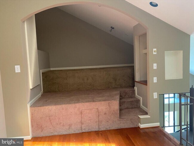 Building Photo - 18472 Bishopstone Ct