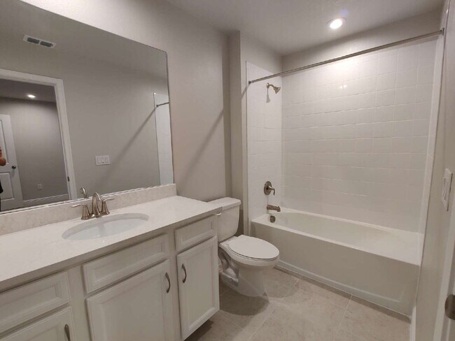 Building Photo - 6008 Grand Sonata Ave