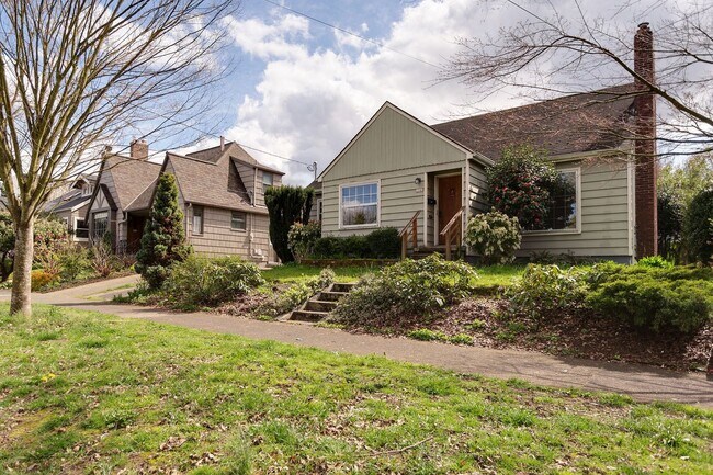 Building Photo - Charming 1901 Bungalow with Modern Updates...