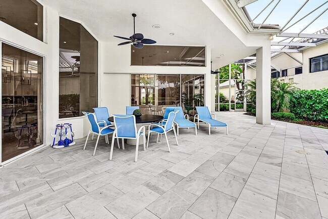 Building Photo - 1128 Crystal Dr