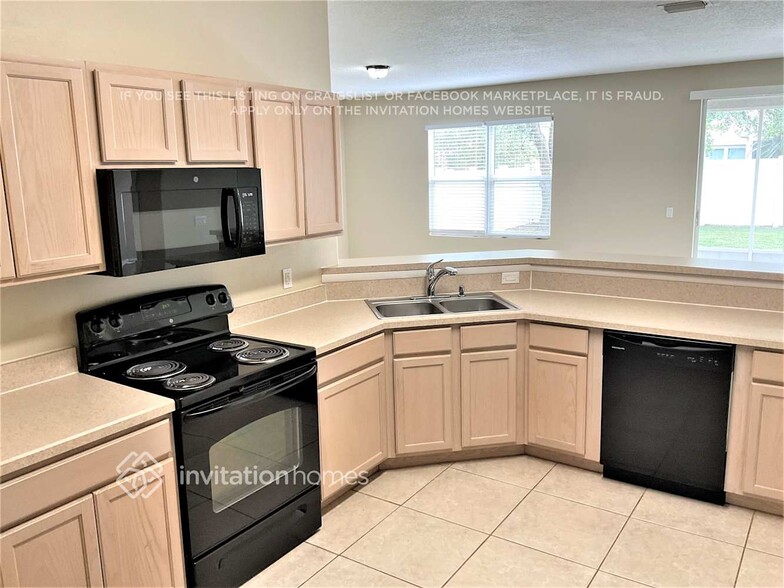 Building Photo - 2433 Glasbern Cir