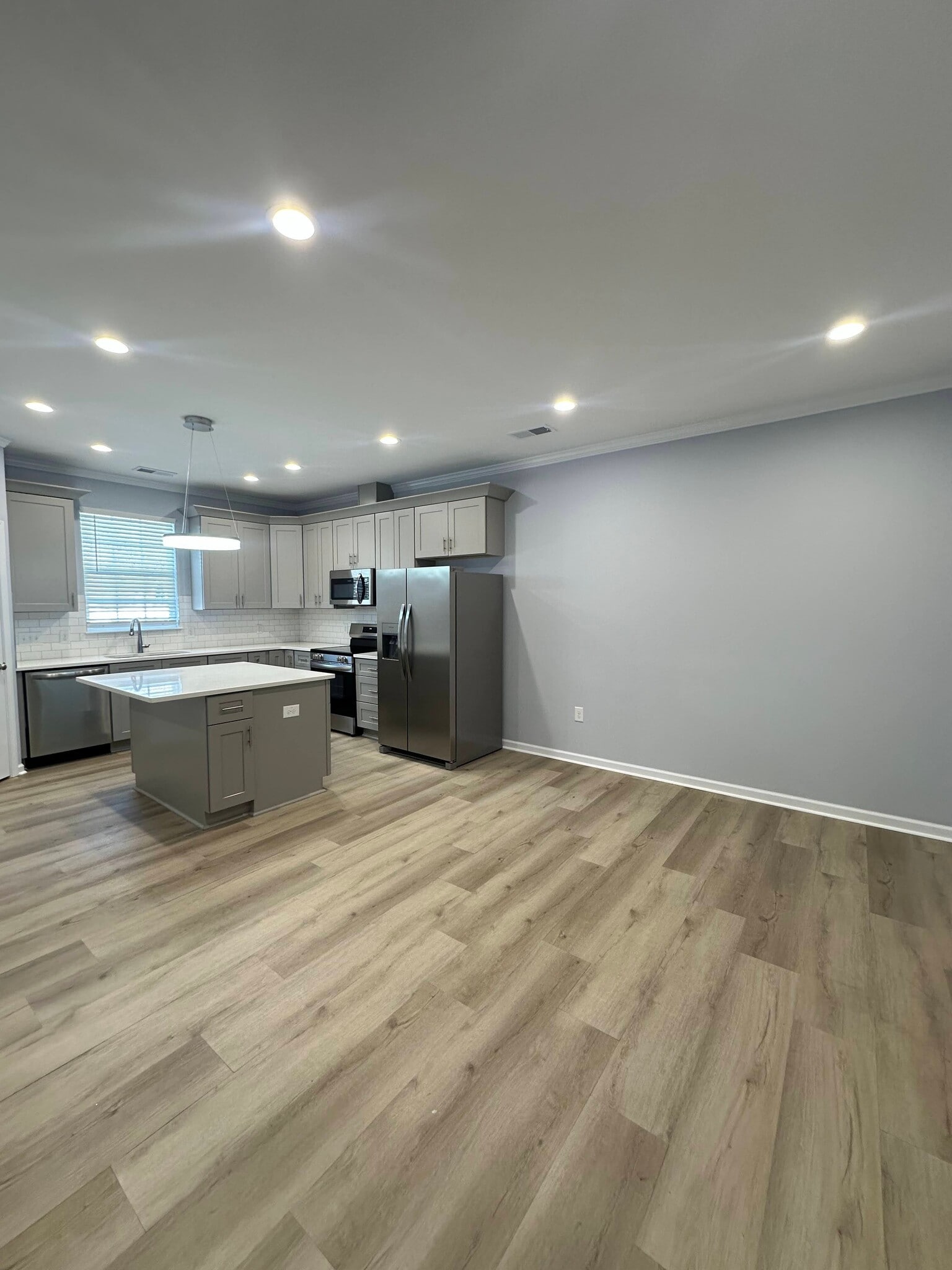 Building Photo - 517 Cardamon Ct