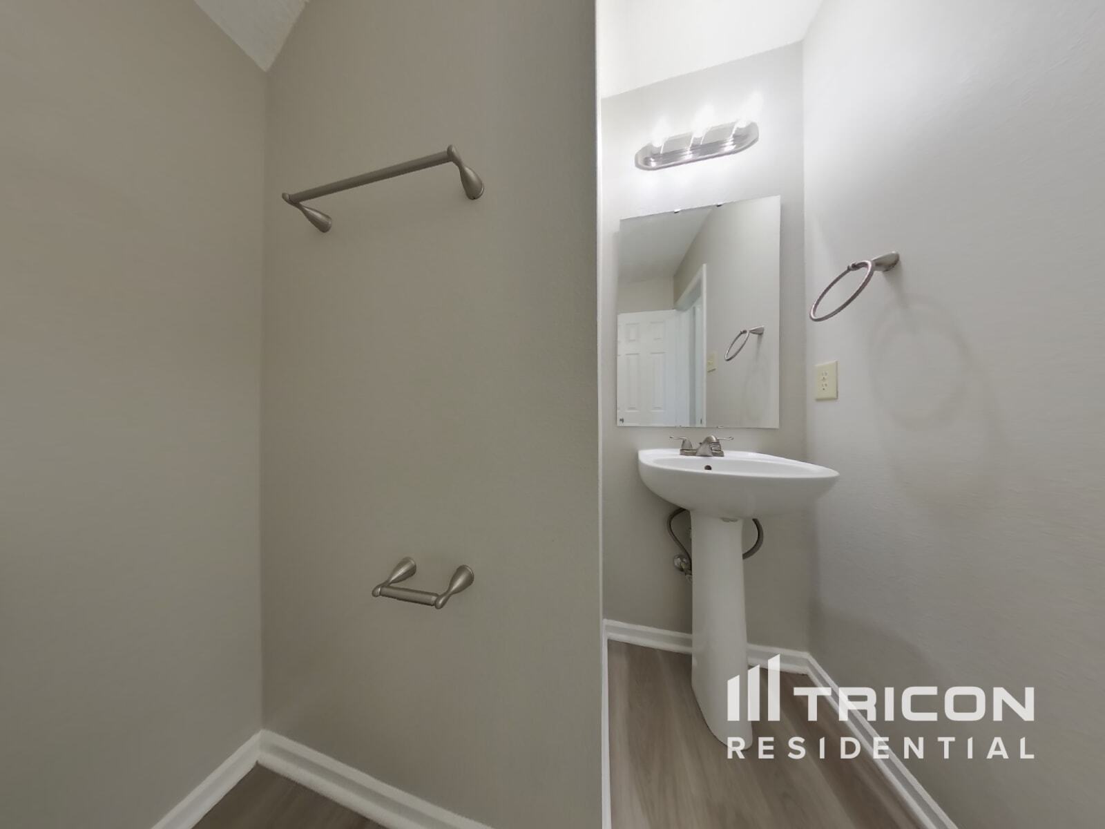 Building Photo - 10823 Firefly Cir