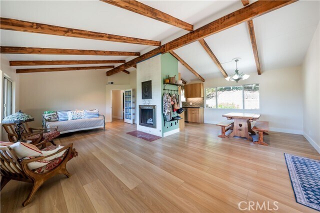 Building Photo - 12 Martingale Dr