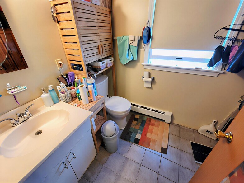 Building Photo - 16 Leyden St