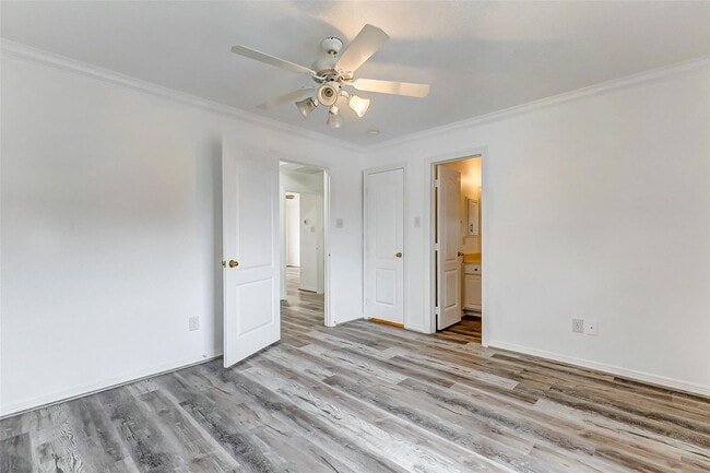 Building Photo - 14527 Clipper Cir Dr