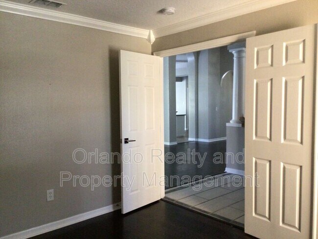 Building Photo - 2533 Ridgewind Way