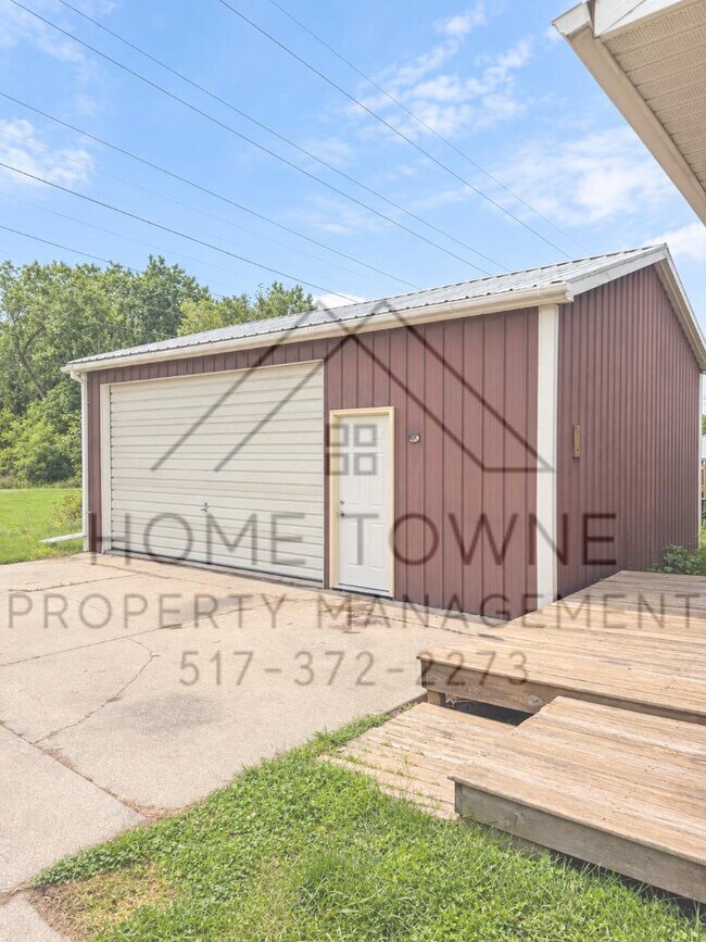 Building Photo - 3315 Nonette Dr