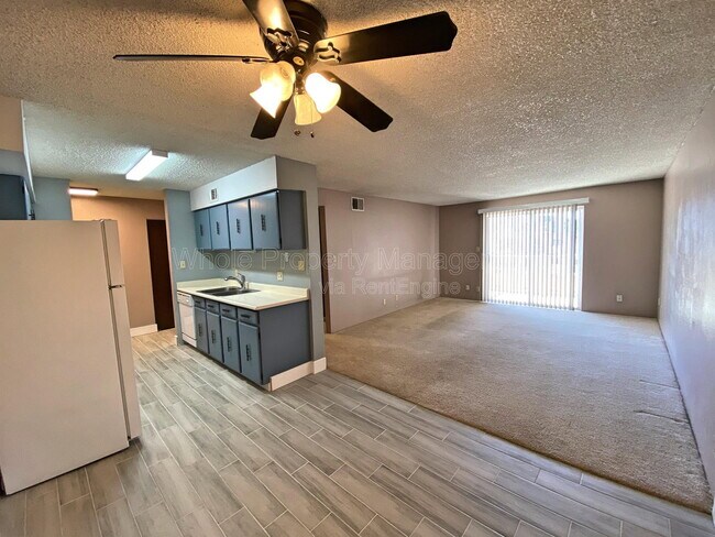 Building Photo - 7335 E Quincy Ave