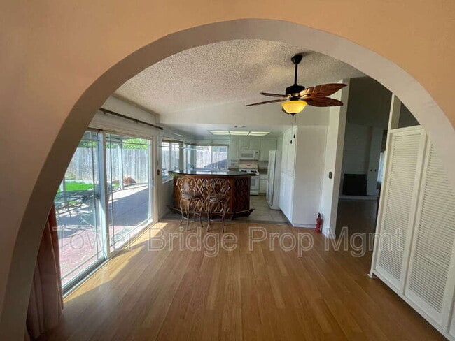 Building Photo - 9400 Appalachian Dr