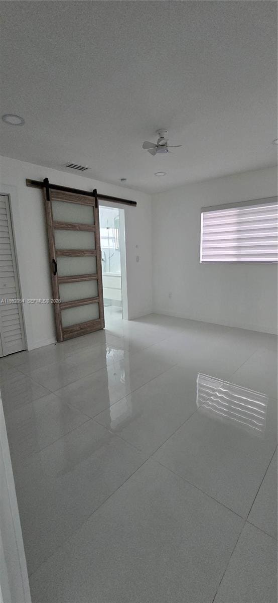 Building Photo - 1284 W 38th Pl