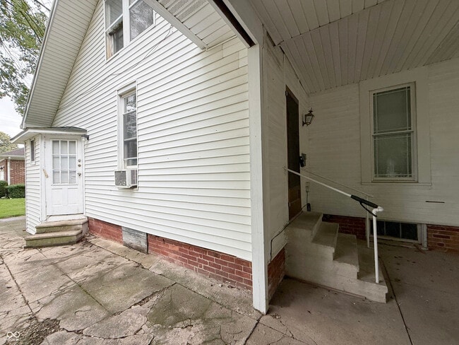 Building Photo - 512 Pearl St