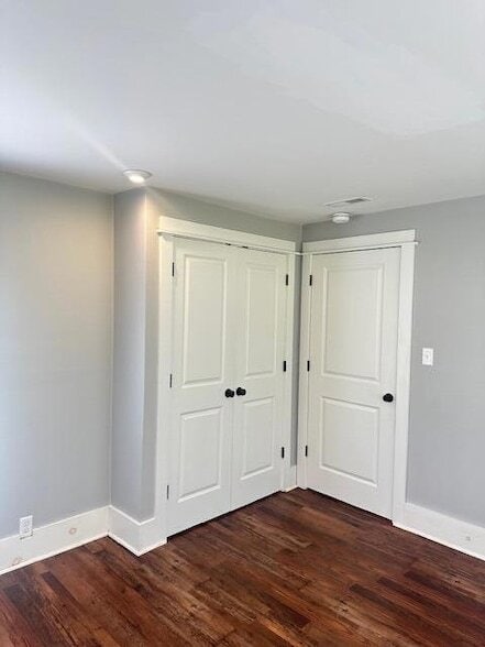 Building Photo - 860 Harle Ave NW