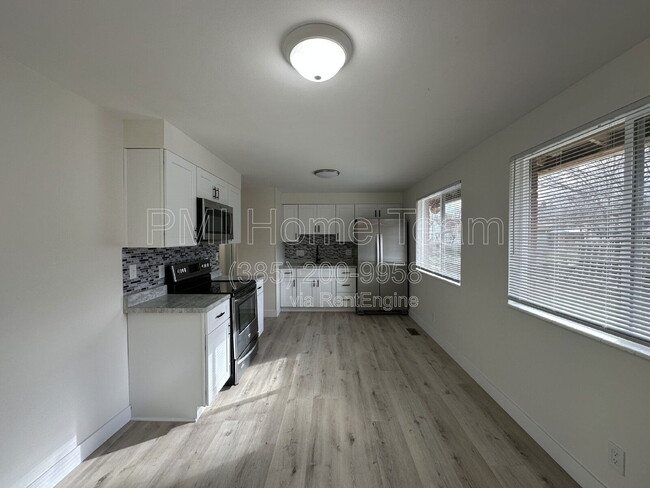 Building Photo - 765 Grant Ave