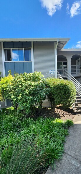 Building Photo - 17301 NE 45th St