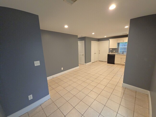 Building Photo - 11435 Raincove Dr