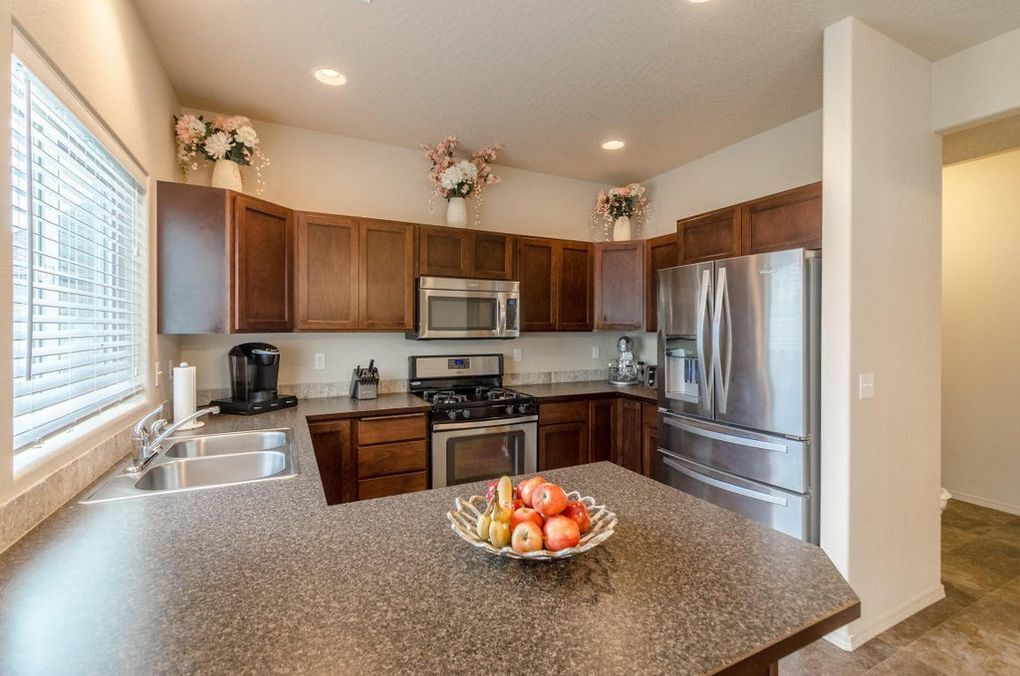 Building Photo - 4580 W Magrath Dr
