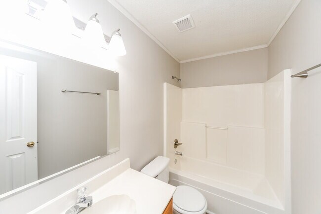 Building Photo - 5637 Morning Flower Dr