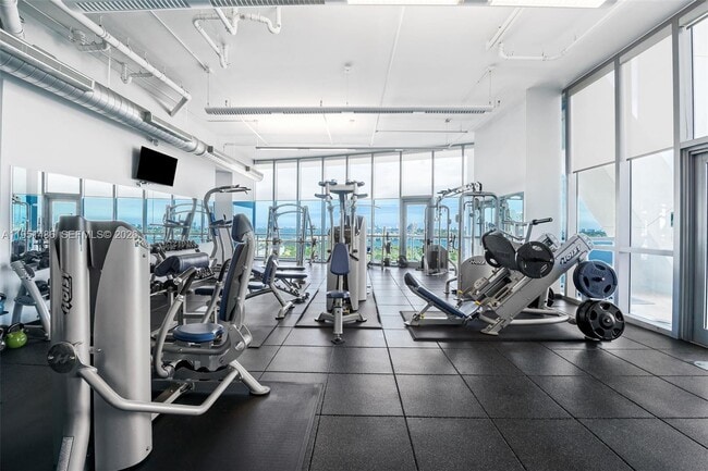 Building Photo - 888 Biscayne Blvd