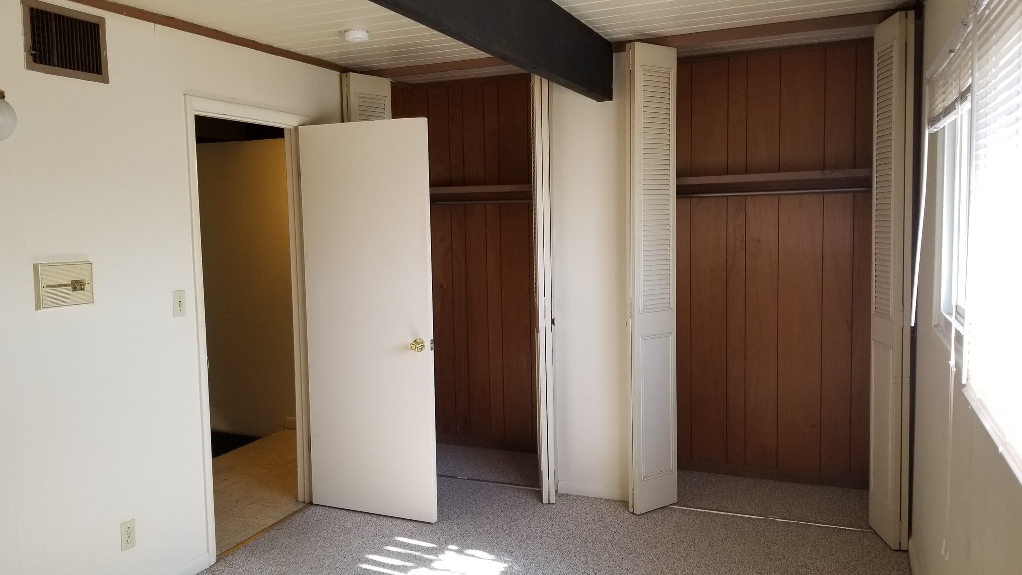 Building Photo - 2772 University Ave