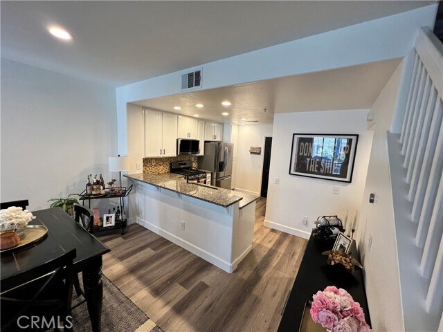 Building Photo - 17765 Redford Pl