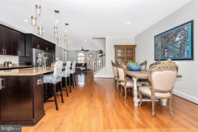 Building Photo - 9112 Kenway Ln