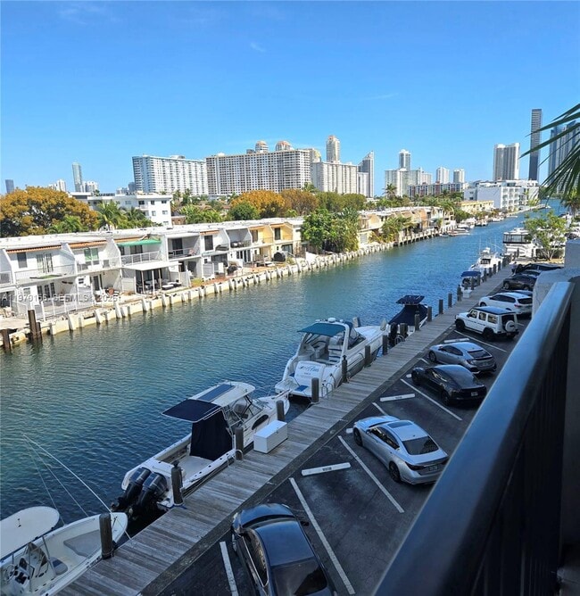 Building Photo - 3703 NE 166th St