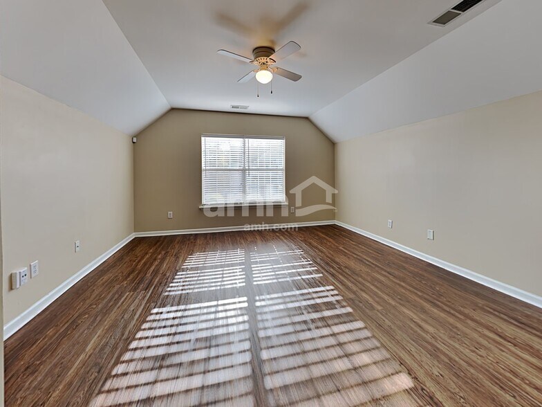 Building Photo - 2749 Palmetto Hall Blvd