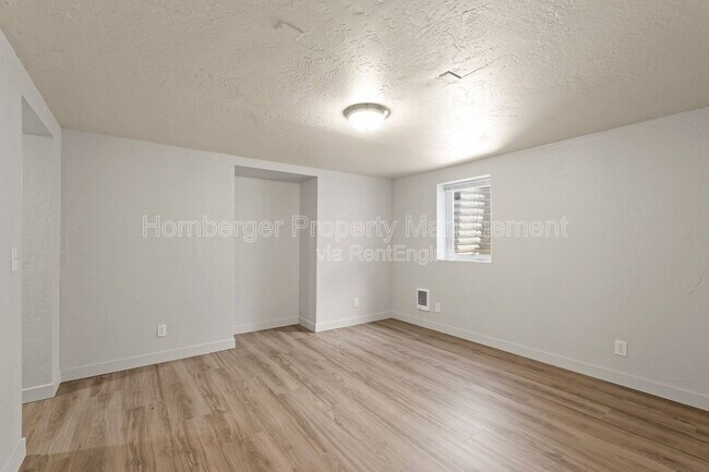 Building Photo - 3939 N Mayfair St