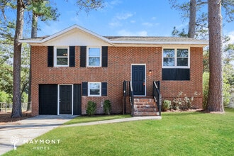 Building Photo - 2436 Southgate Dr