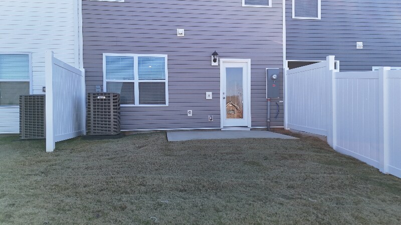 Building Photo - 794 Embark Cir