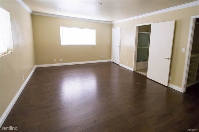 Building Photo - 4 br, 4 bath House - 6936 Encino Ave