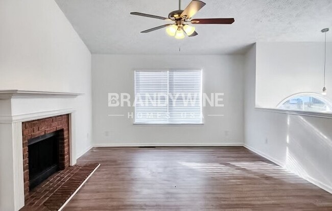 Building Photo - 431 Churchill Ct