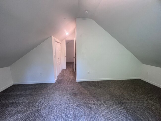 Building Photo - Charming 3-Bedroom Home in Grand Rapids!