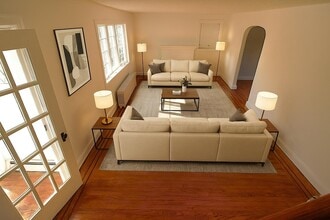 Building Photo - 14 Raydol Ave